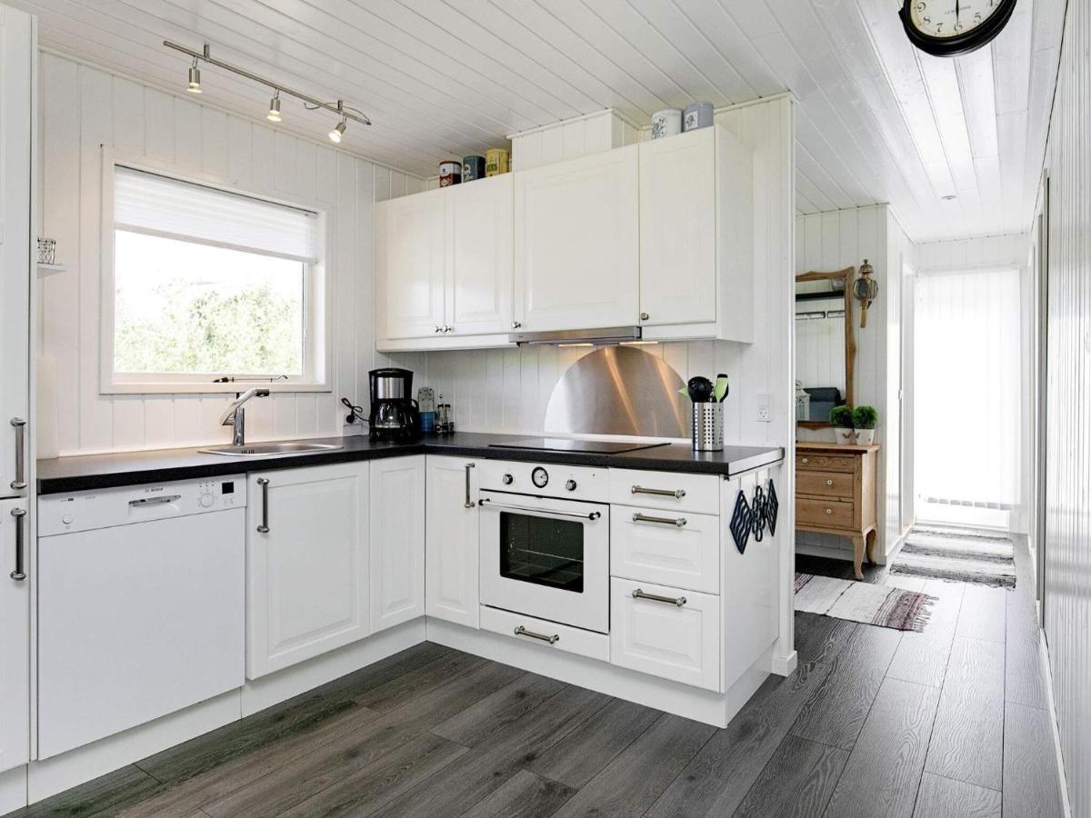4 Person Holiday Home In L S Laeso Luaran gambar