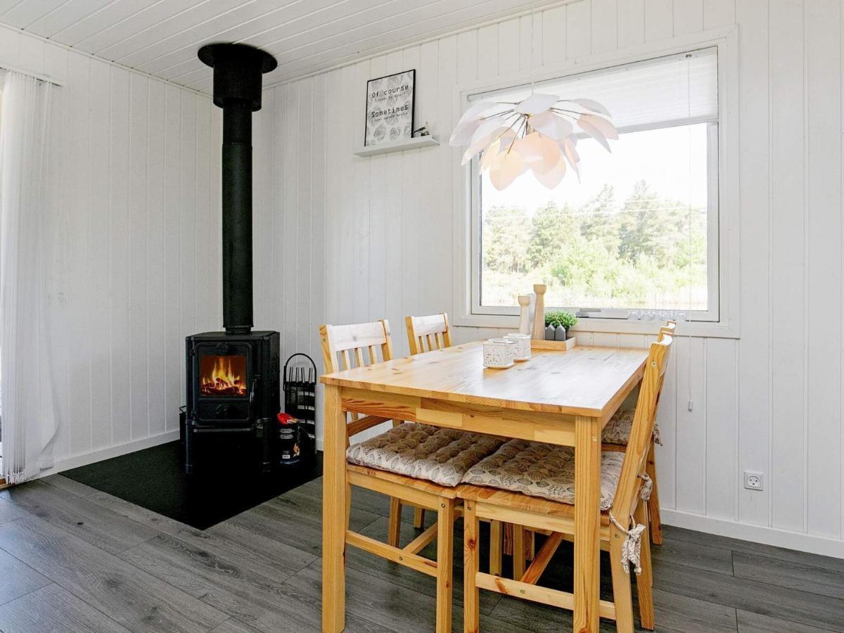 4 Person Holiday Home In L S Laeso Luaran gambar
